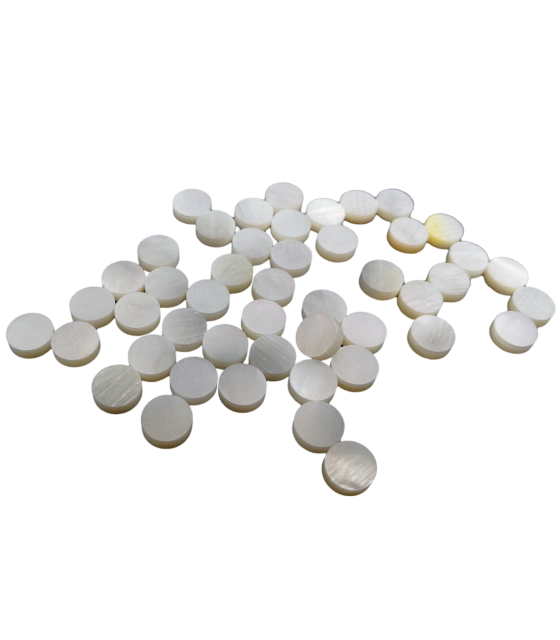 Mother of pearl dots 4mm
